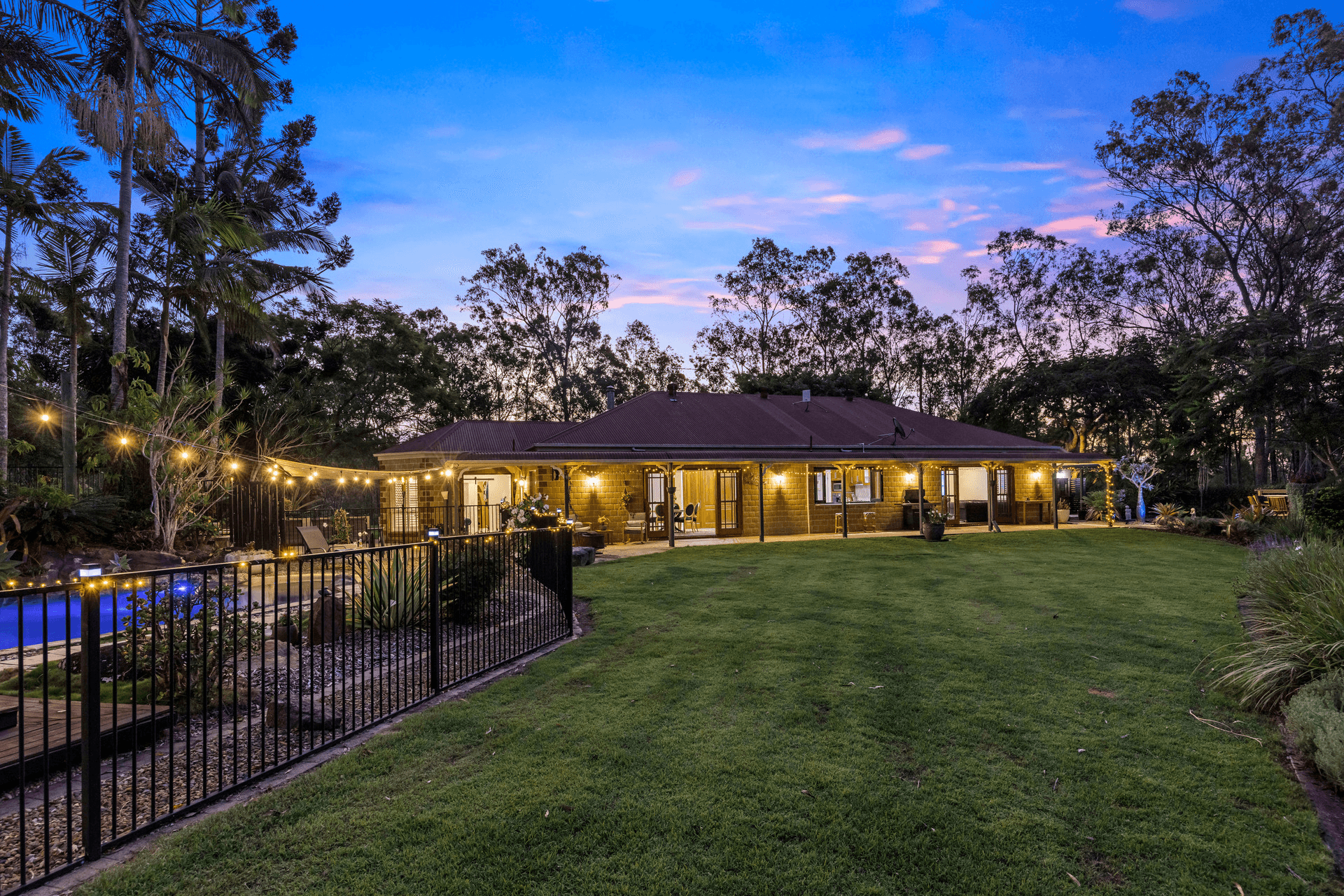 206 Mona Drive, Jimboomba, QLD 4280