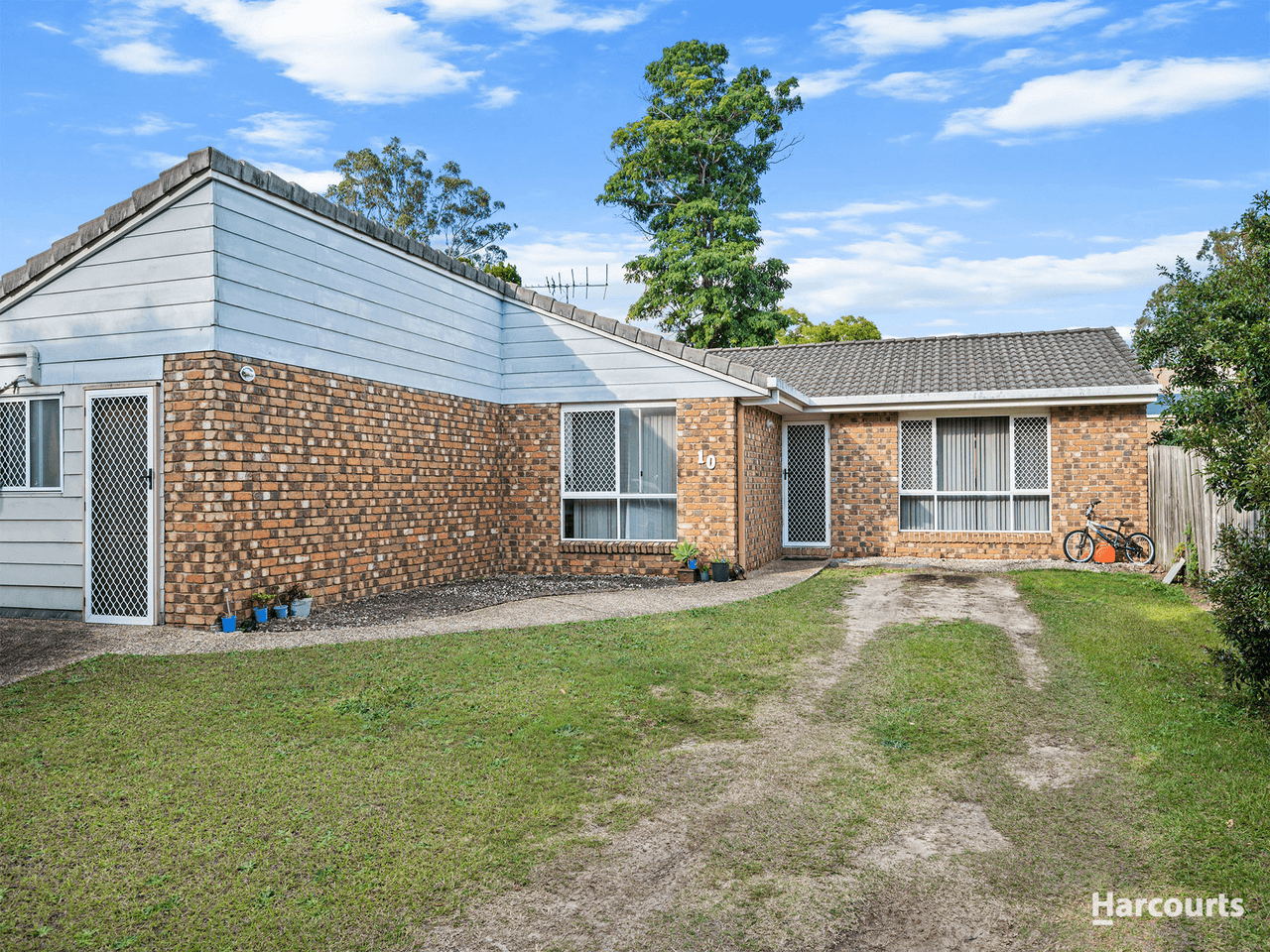 10 Huon Place, FOREST LAKE, QLD 4078