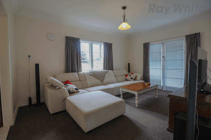 23 Brisbane Road, NEWTOWN, QLD 4305