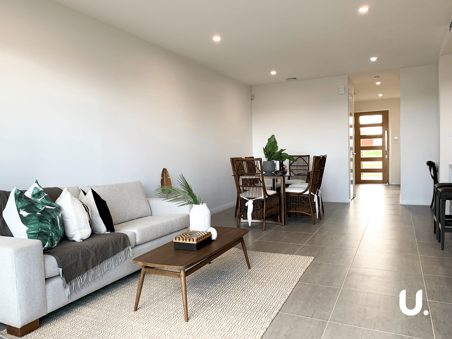 215 South Circuit, Oran Park, NSW 2570