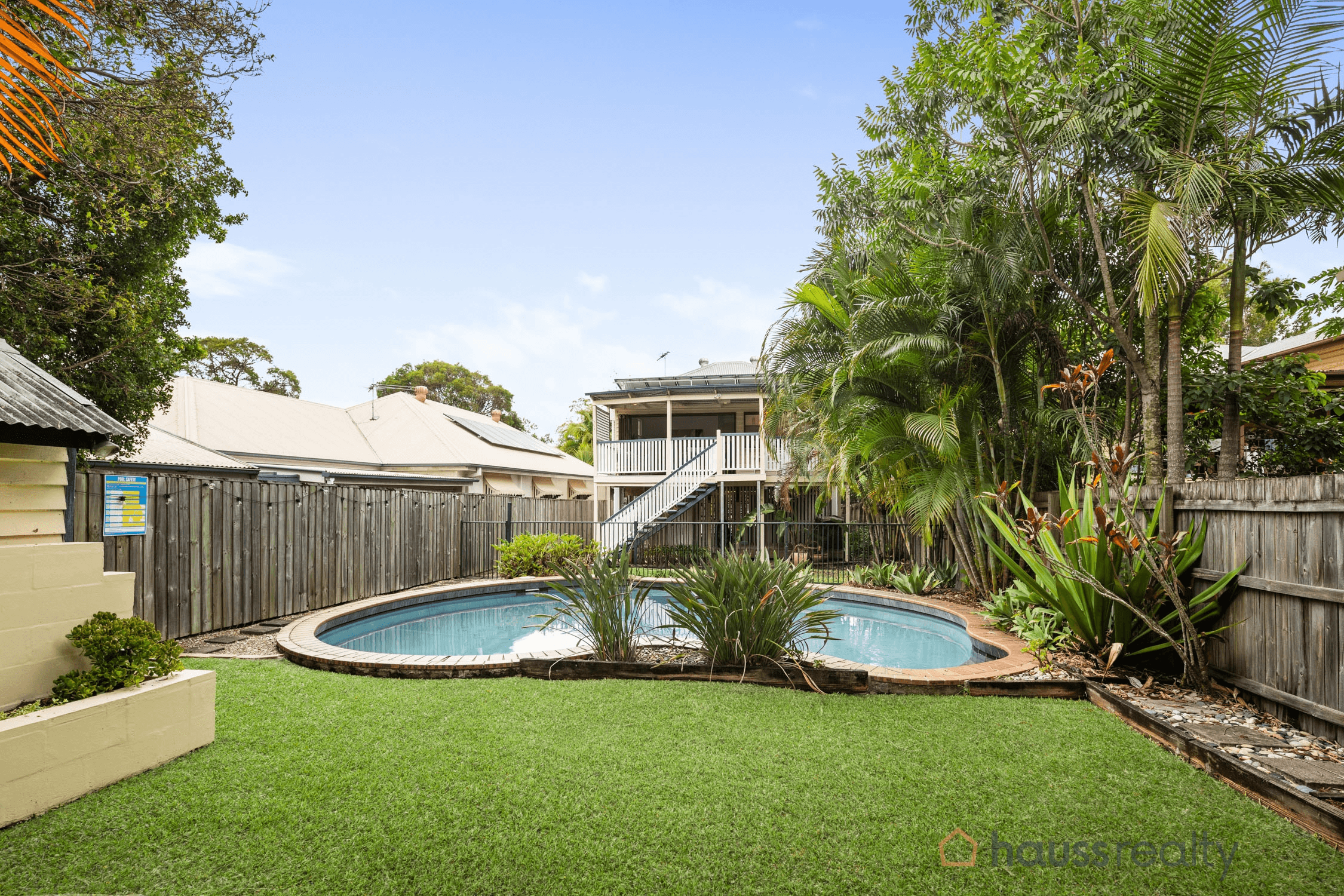 151 Long Street East, Graceville, QLD 4075