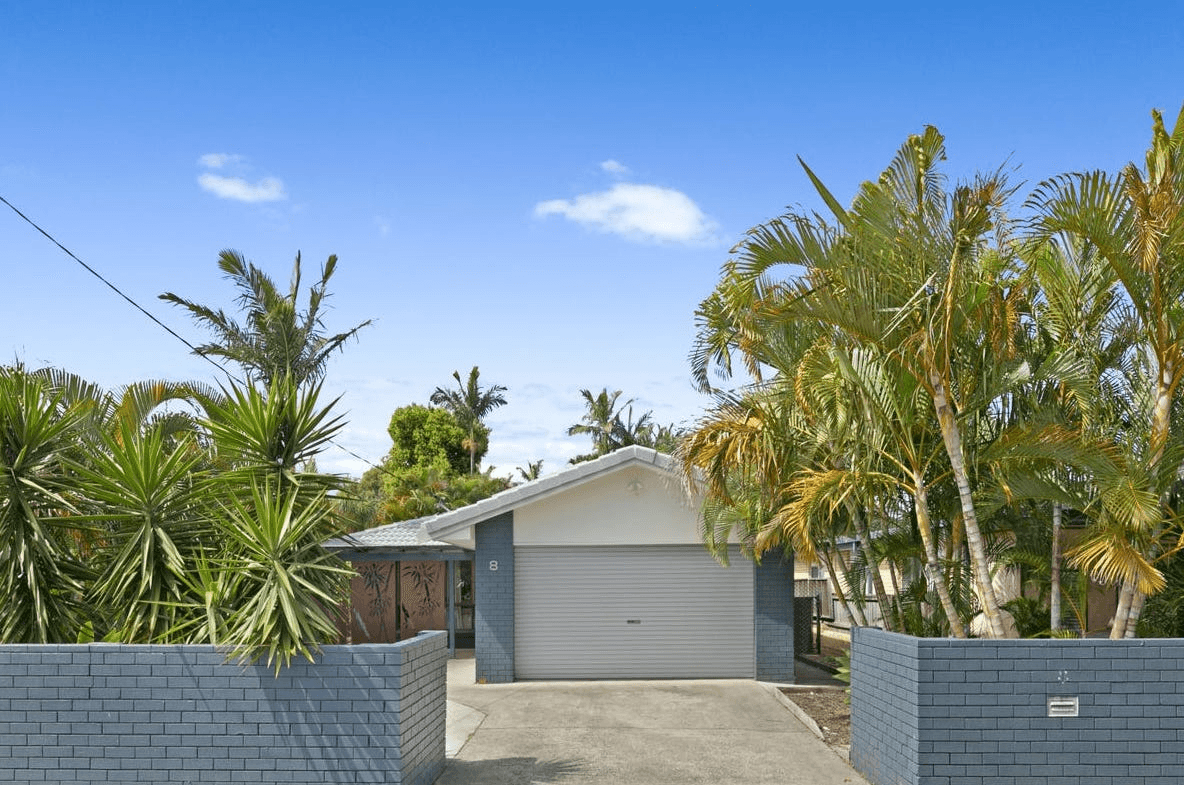 8 Currumbin Creek Road, CURRUMBIN WATERS, QLD 4223