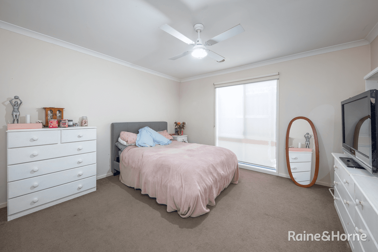 14 Trott Street, SUNBURY, VIC 3429