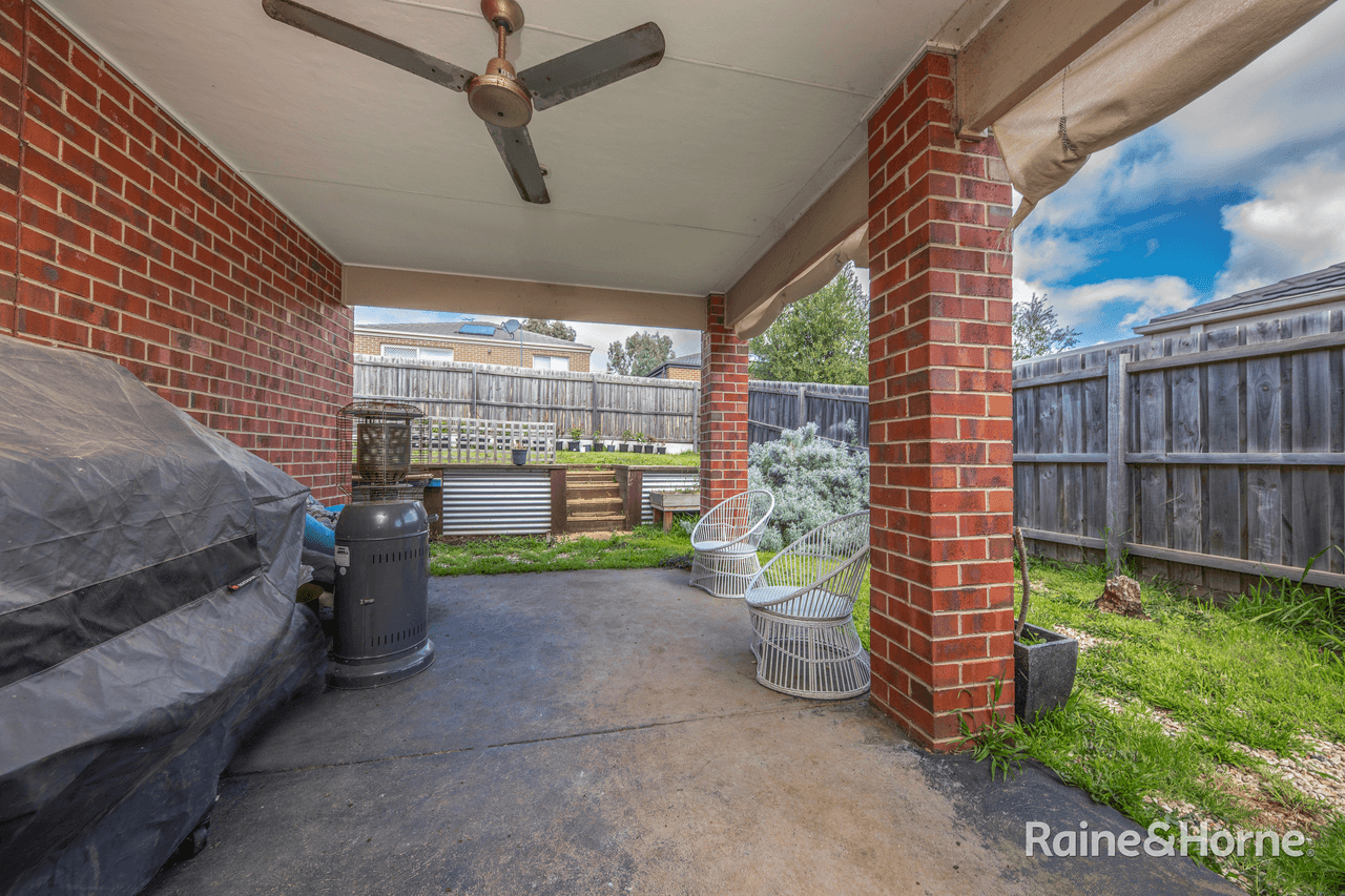 14 Trott Street, SUNBURY, VIC 3429