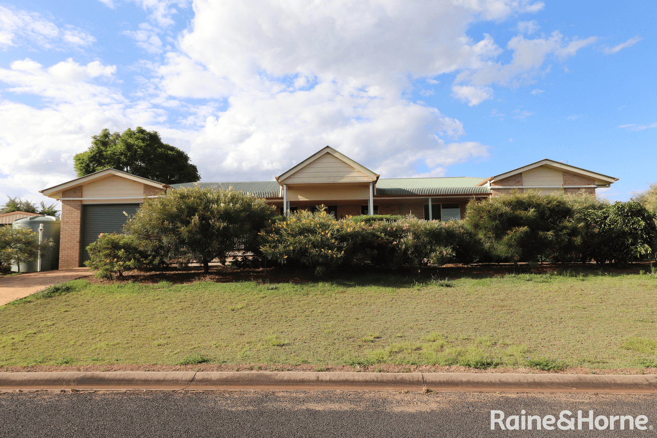 1 Bottlebrush Street, KINGAROY, QLD 4610