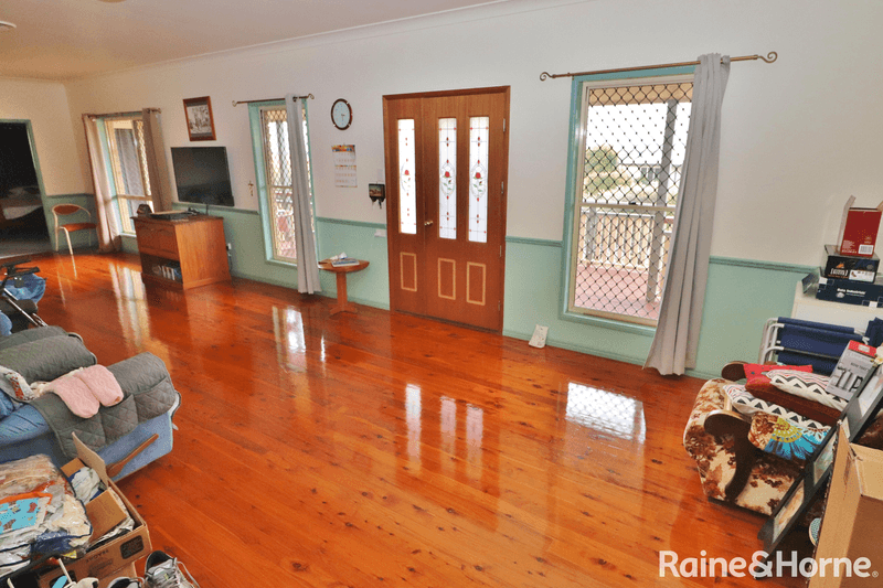 1 Bottlebrush Street, KINGAROY, QLD 4610