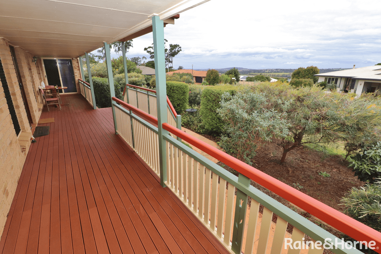 1 Bottlebrush Street, KINGAROY, QLD 4610