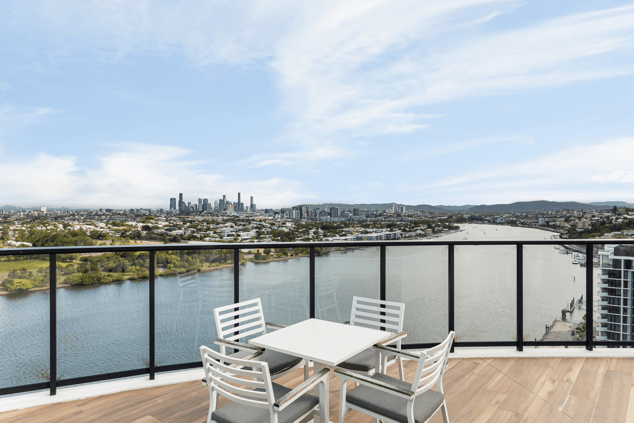 21207/7 Wharf Street, HAMILTON, QLD 4007