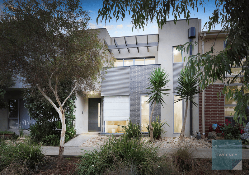 34 Bursaria Drive, CAROLINE SPRINGS, VIC 3023