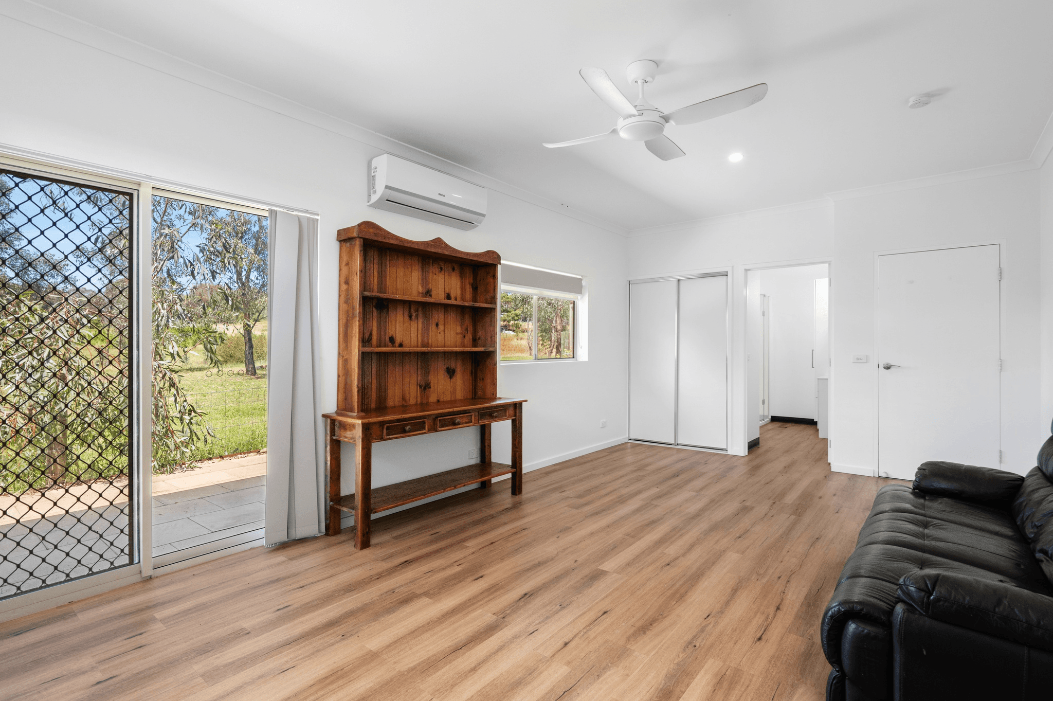 97 Whitehall Avenue, SPRINGDALE HEIGHTS, NSW 2641