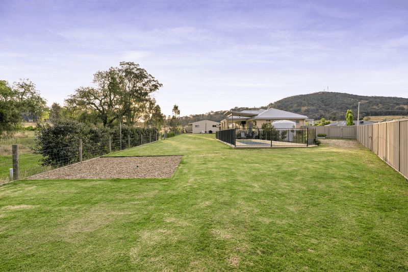 97 Whitehall Avenue, SPRINGDALE HEIGHTS, NSW 2641