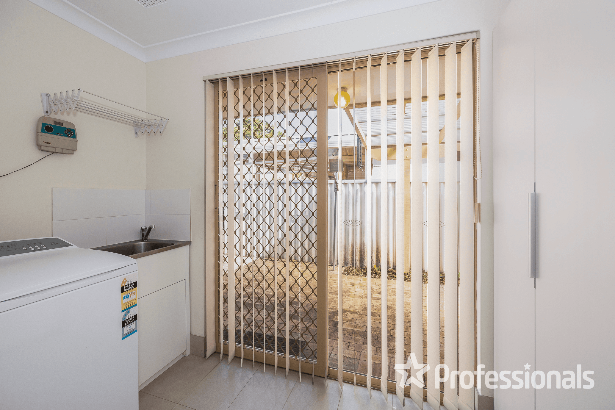 33/15 Mereworth Way, MARANGAROO, WA 6064