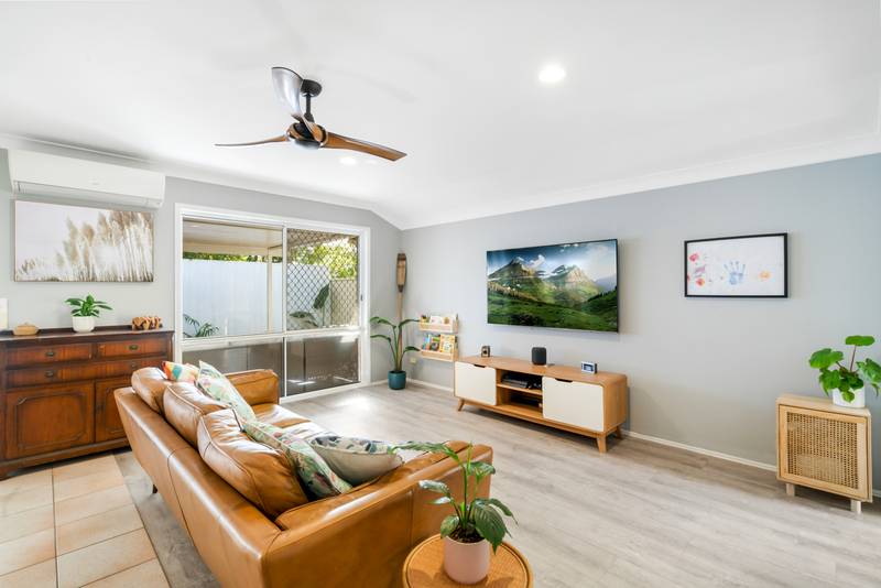 2/19 Tallebudgera Drive, PALM BEACH, QLD 4221