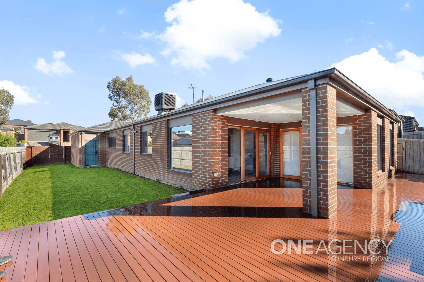 12 Retreat Crescent, Sunbury, VIC 3429