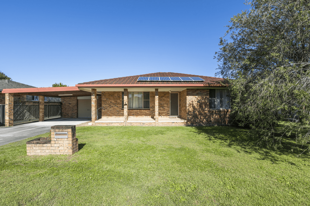 62 PARK Avenue, YAMBA, NSW 2464