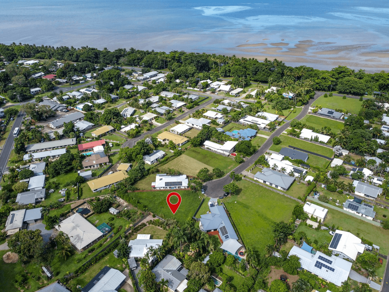 21 Ocean Avenue, COOYA BEACH, QLD 4873