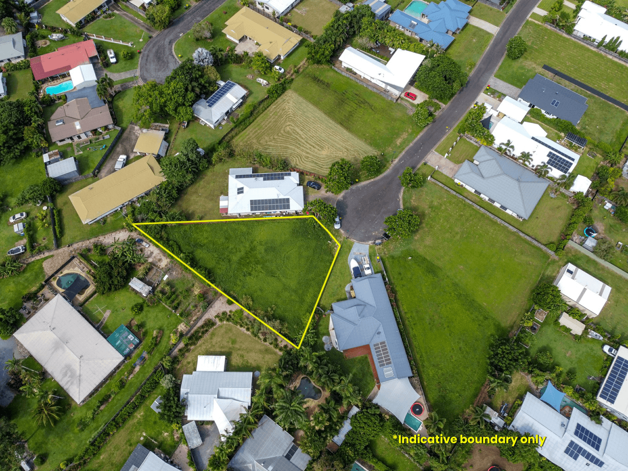 21 Ocean Avenue, COOYA BEACH, QLD 4873