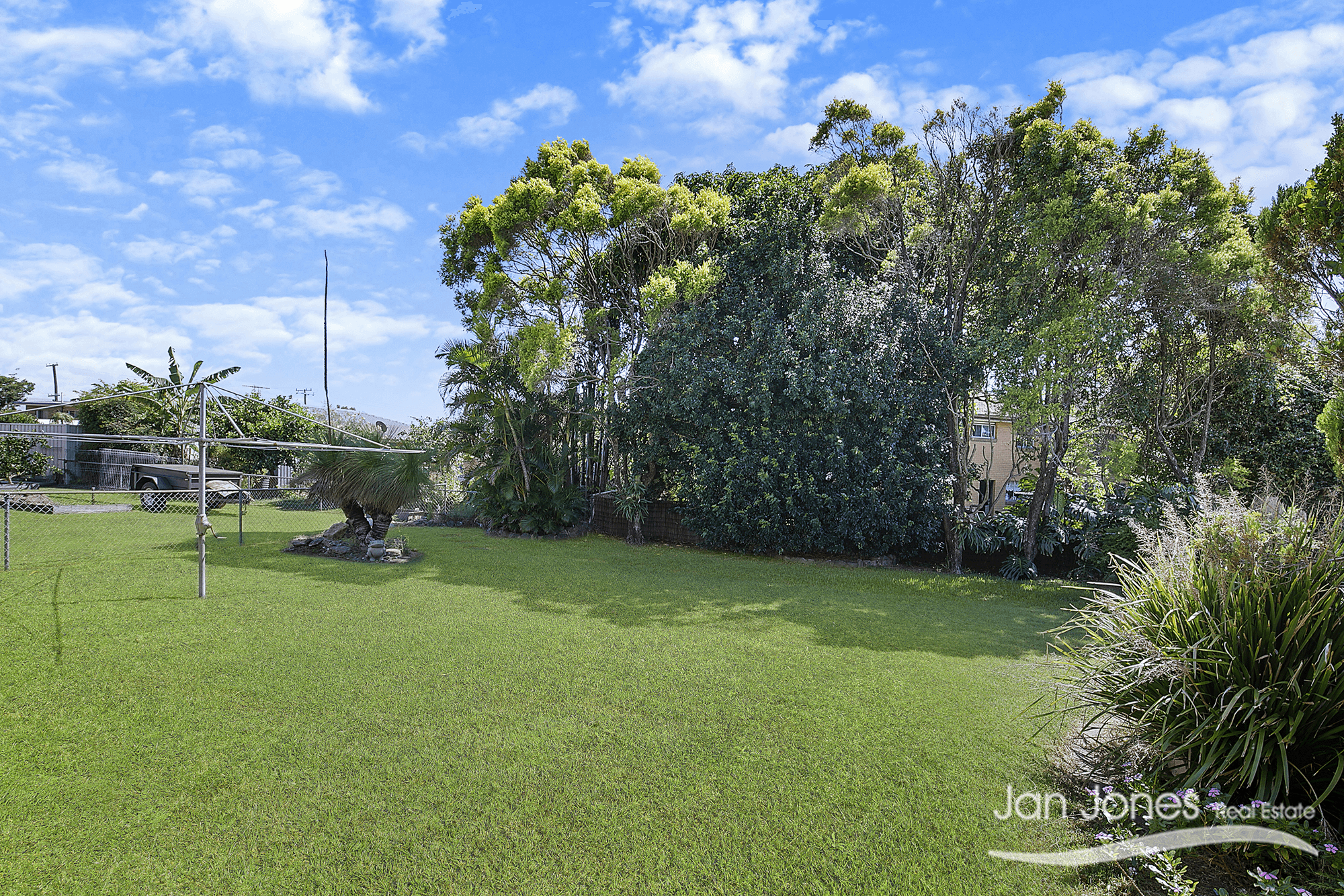 5 Armstrong St, Clontarf, QLD 4019