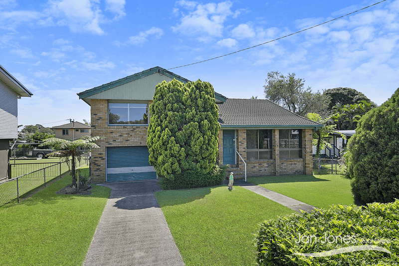 5 Armstrong St, Clontarf, QLD 4019