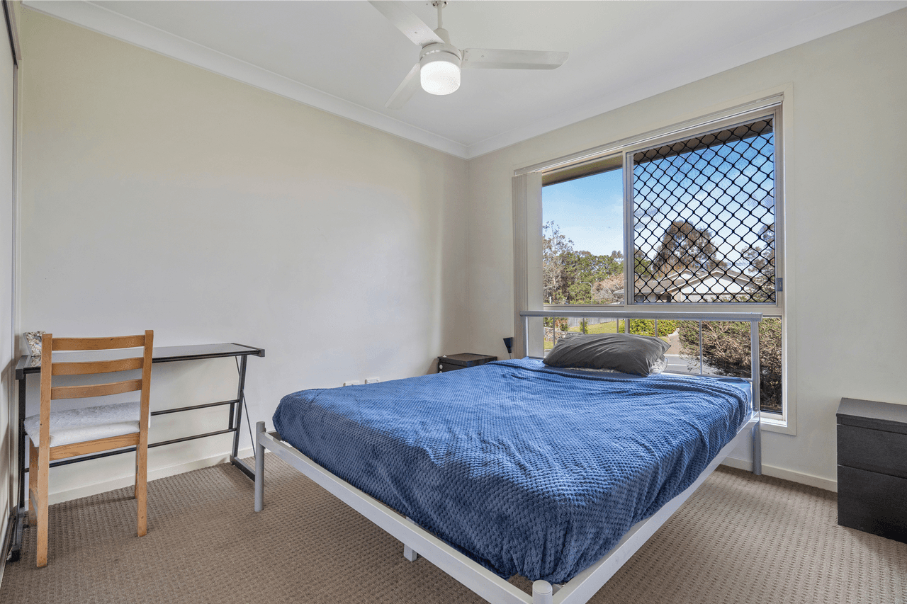 1 Barcombe Drive, BERRINBA, QLD 4117