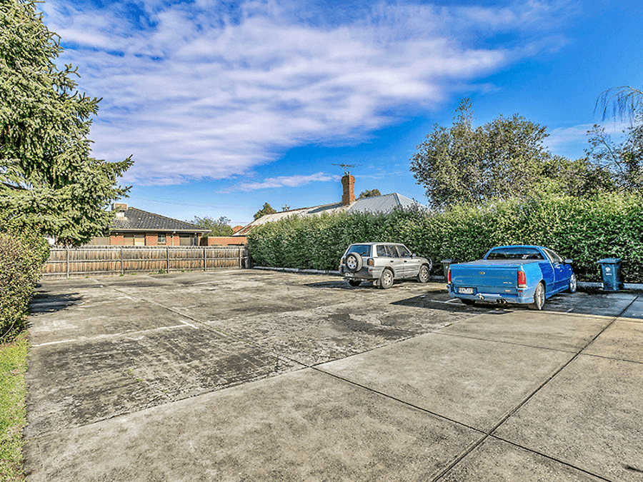 1-10/15-17 De Carle Street, COBURG, VIC 3058