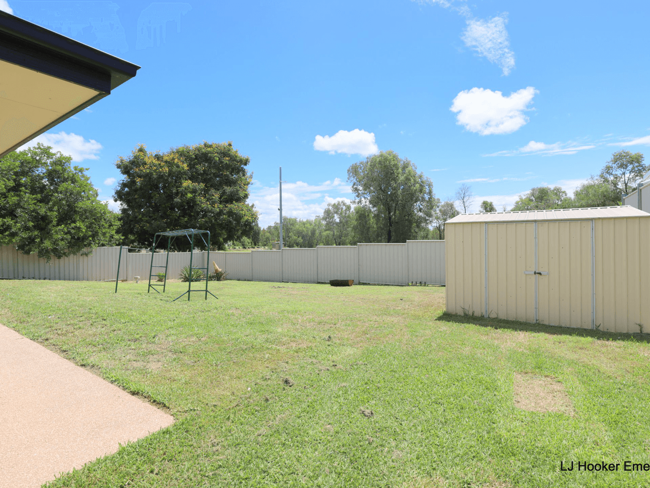 1 Saville Street, EMERALD, QLD 4720