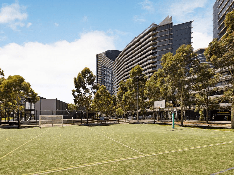 1702/8 Waterview Walk, Docklands, VIC 3008