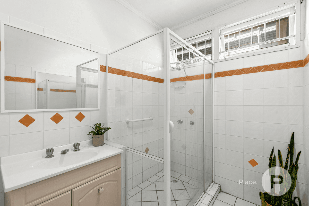 31 McEwan Street, Carina, QLD 4152