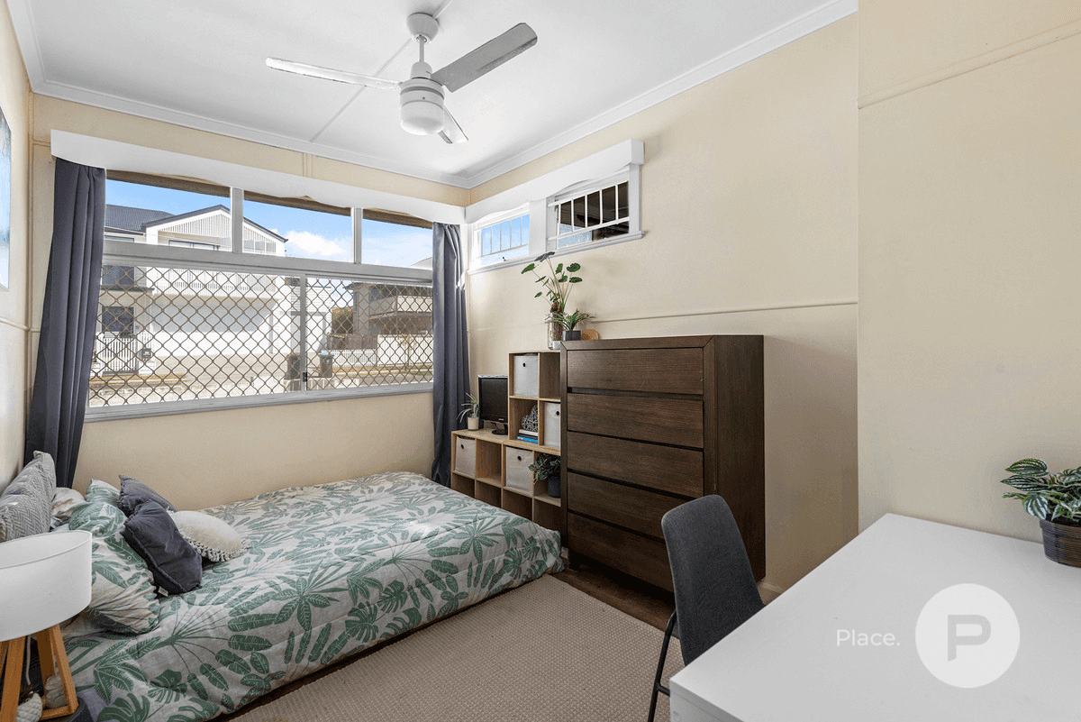 31 McEwan Street, Carina, QLD 4152