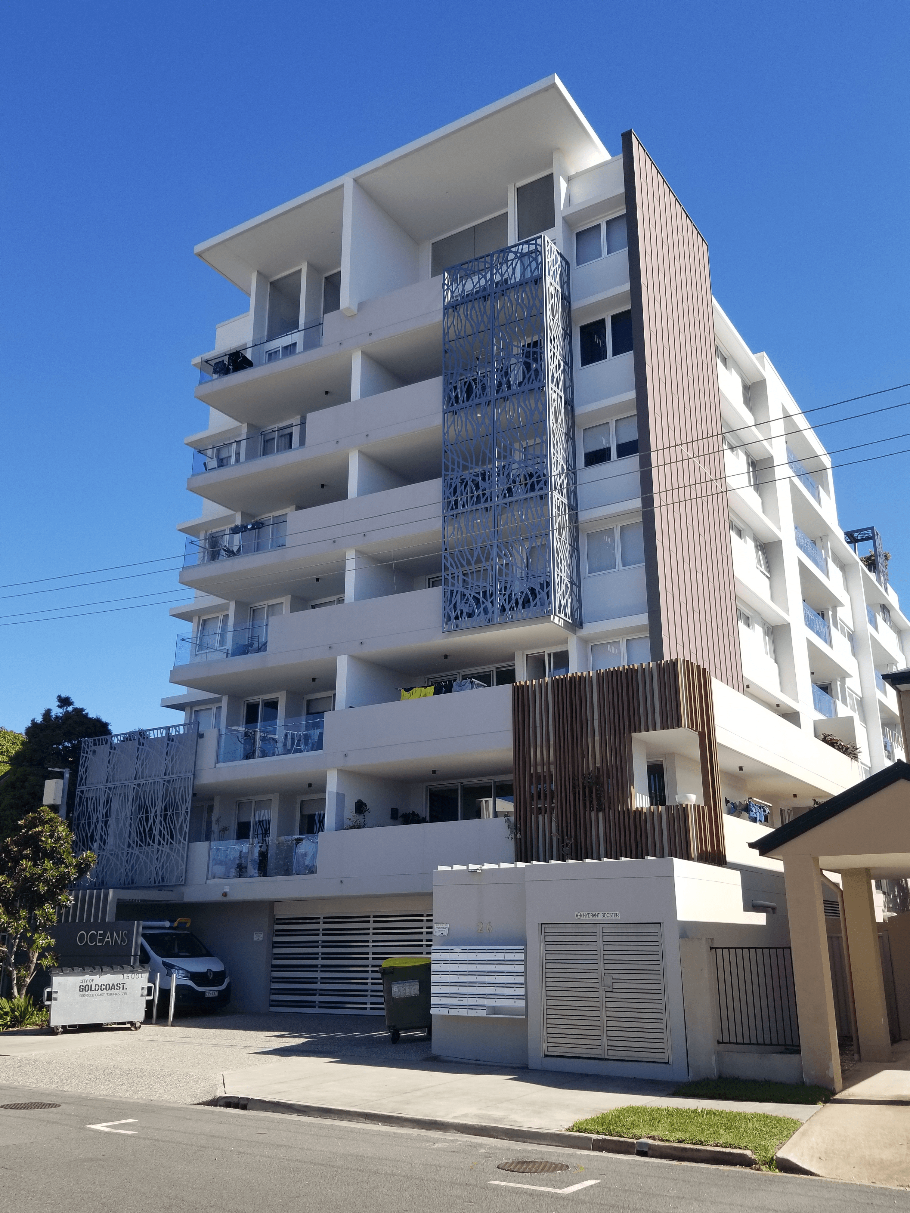 205/26-28 Gray Street, SOUTHPORT, QLD 4215