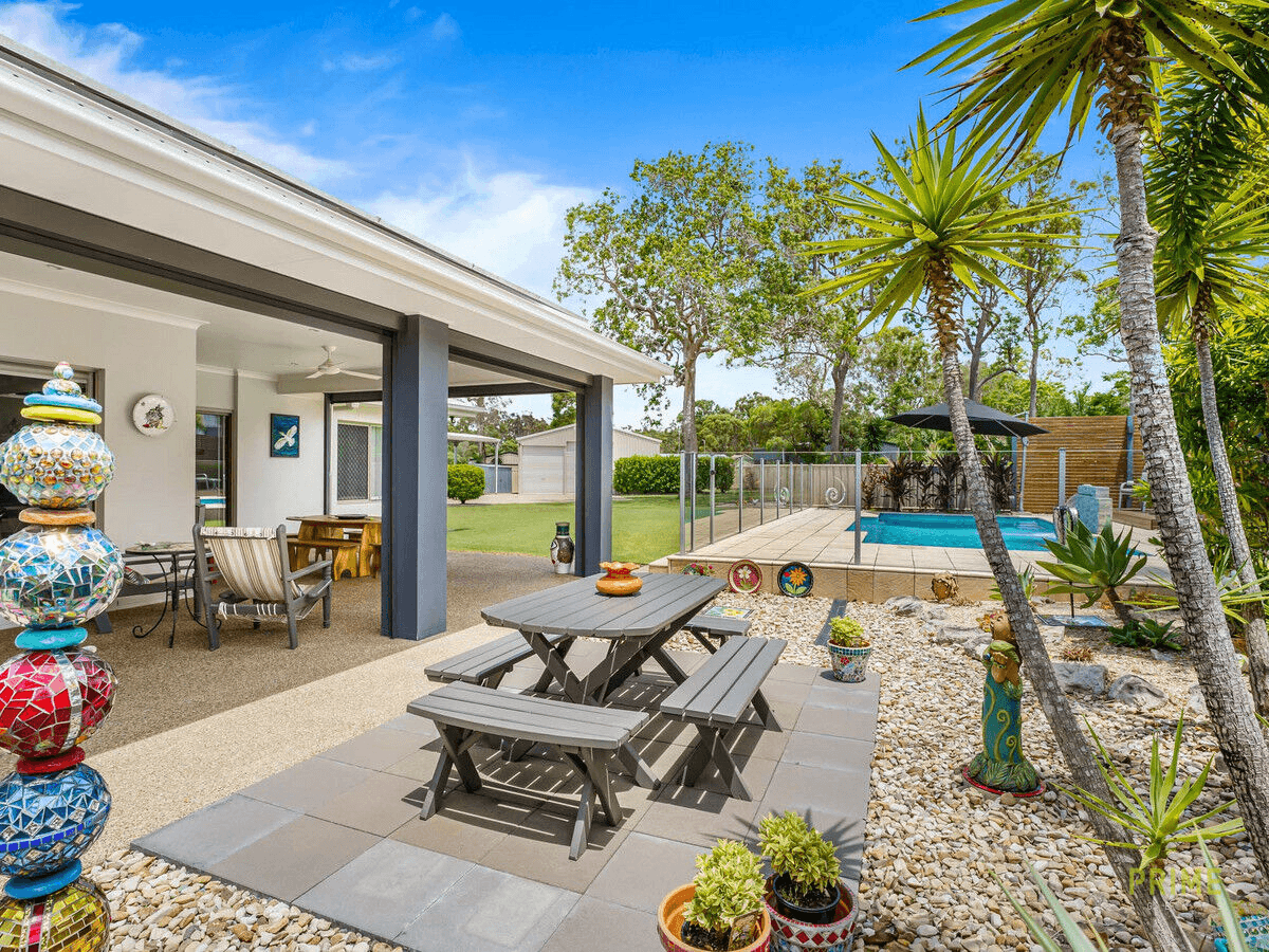 8 Fleming Place, Wondunna, QLD 4655