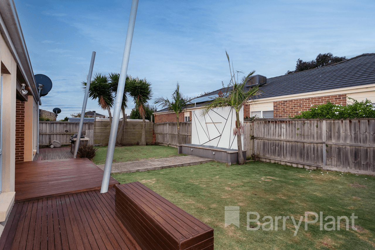 42 Ladybird Crescent, Point Cook, VIC 3030