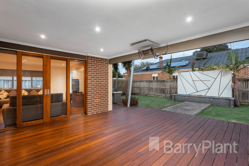 42 Ladybird Crescent, Point Cook, VIC 3030