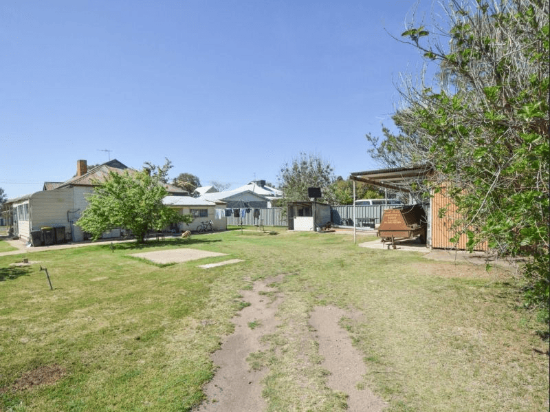 19 Wombat Street, Young, NSW 2594