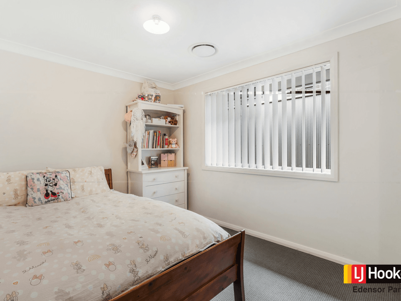 5 Pekin Street, SPRING FARM, NSW 2570