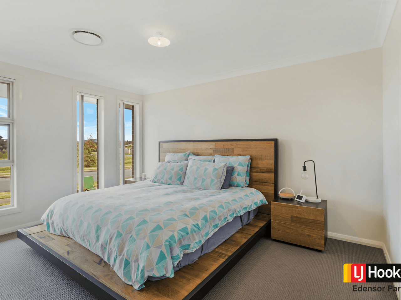 5 Pekin Street, SPRING FARM, NSW 2570