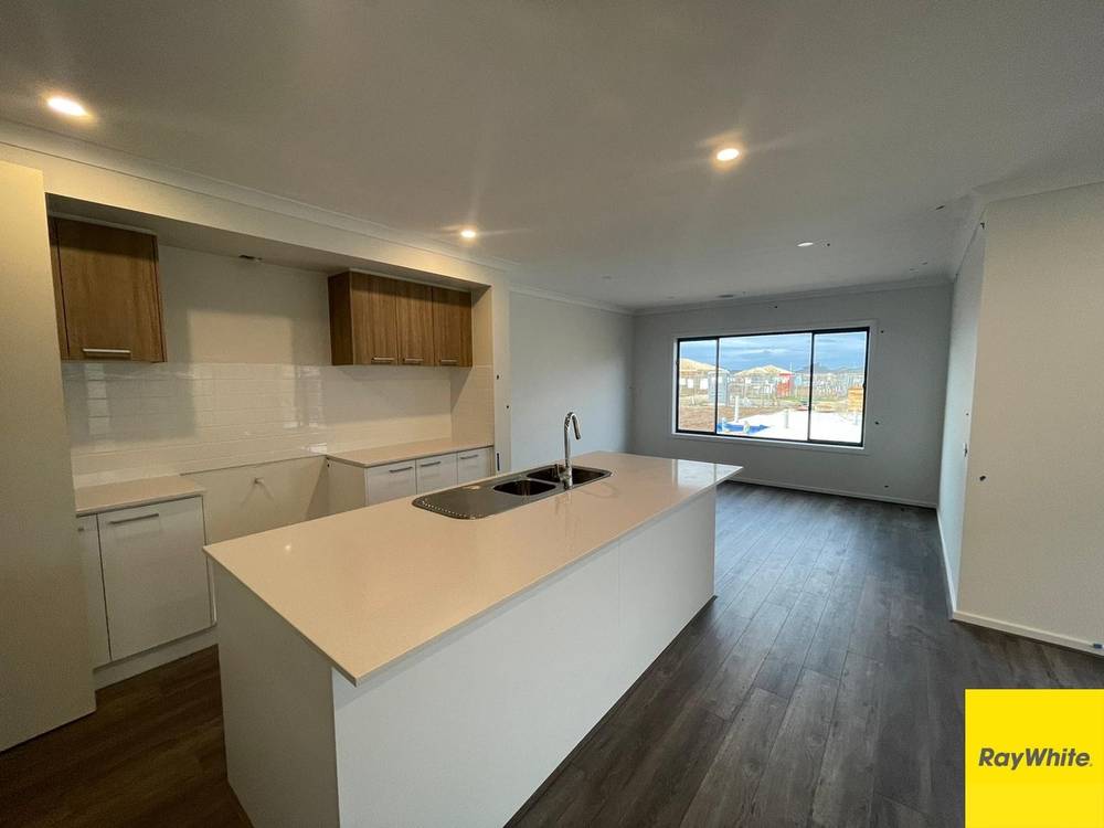 69 Ornament Avenue, TARNEIT, VIC 3029