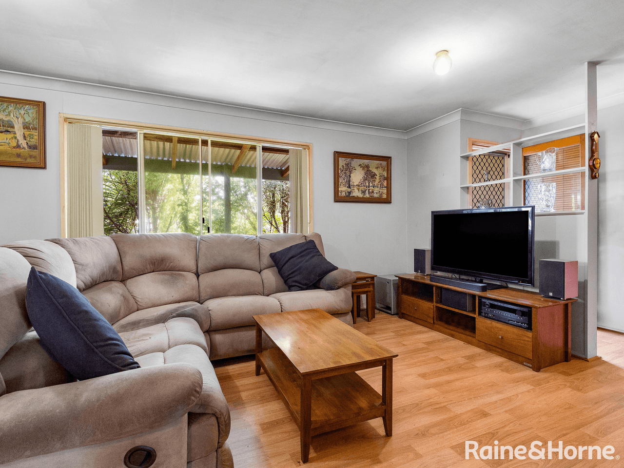 11 Saturn Avenue, LAKE TABOURIE, NSW 2539