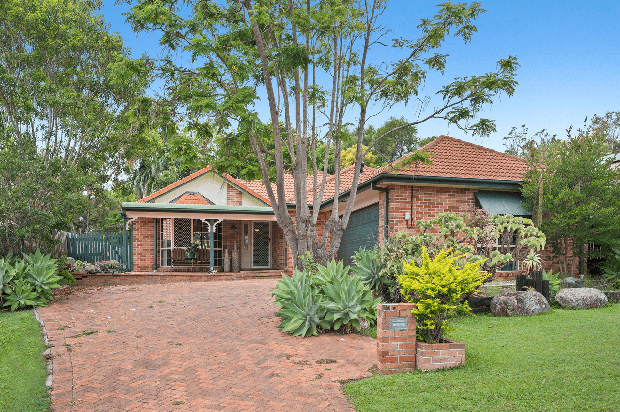 17 Castle Rock Street, PARKWOOD, QLD 4214