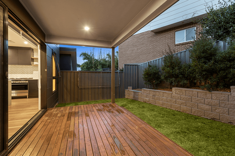 16 Headwater Place, ALBION PARK, NSW 2527