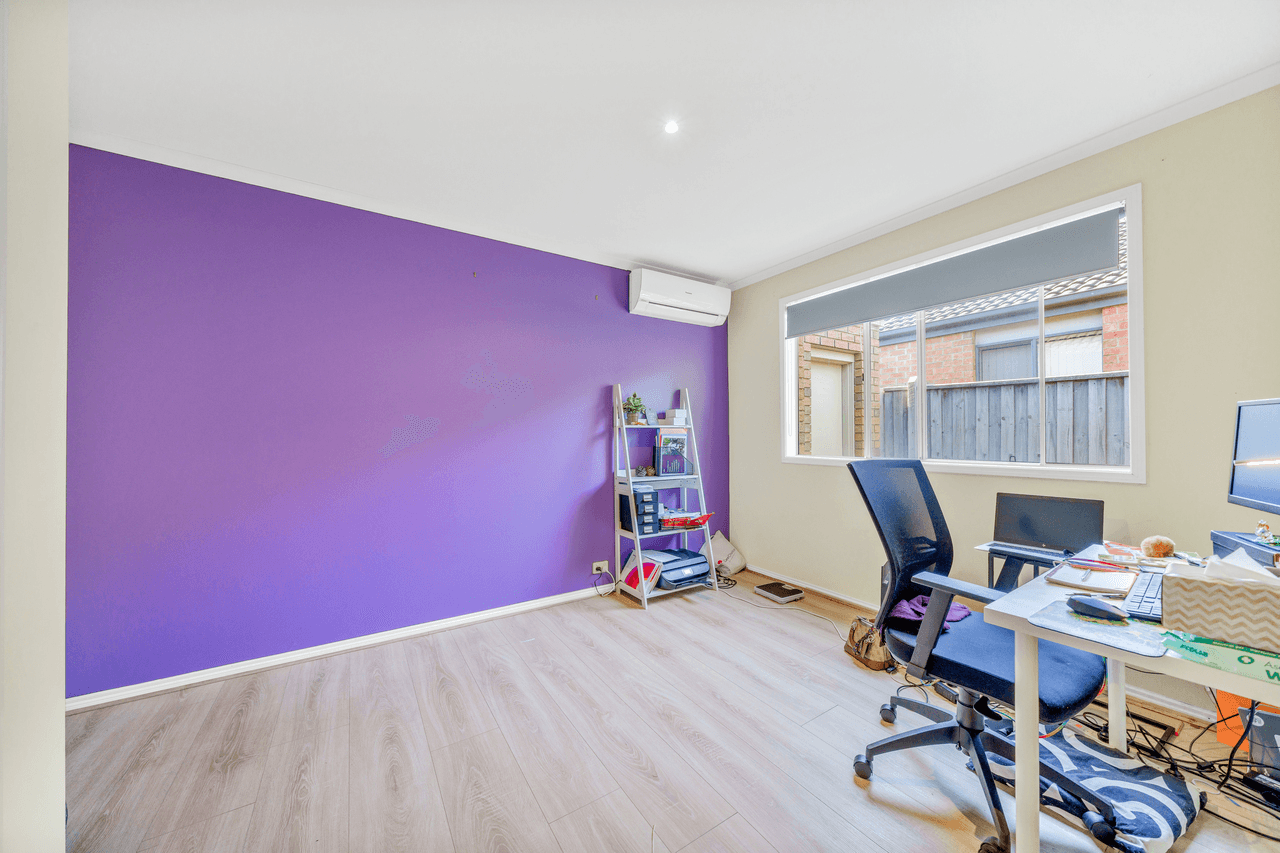 16 Melington Drive, LYNDHURST, VIC 3975