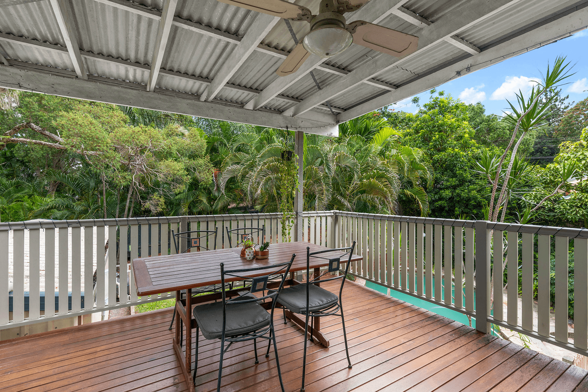 3 Wollombi Place, HOLLAND PARK, QLD 4121