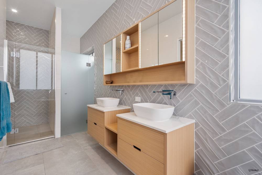 5/4 Twenty Seventh Avenue, Palm Beach, QLD 4221