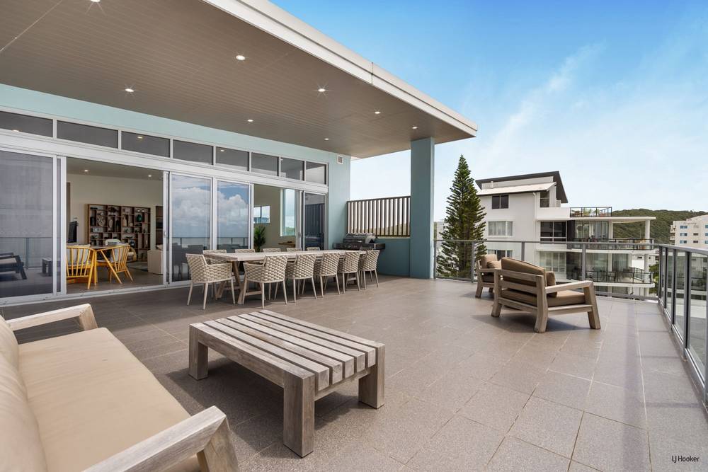 5/4 Twenty Seventh Avenue, Palm Beach, QLD 4221
