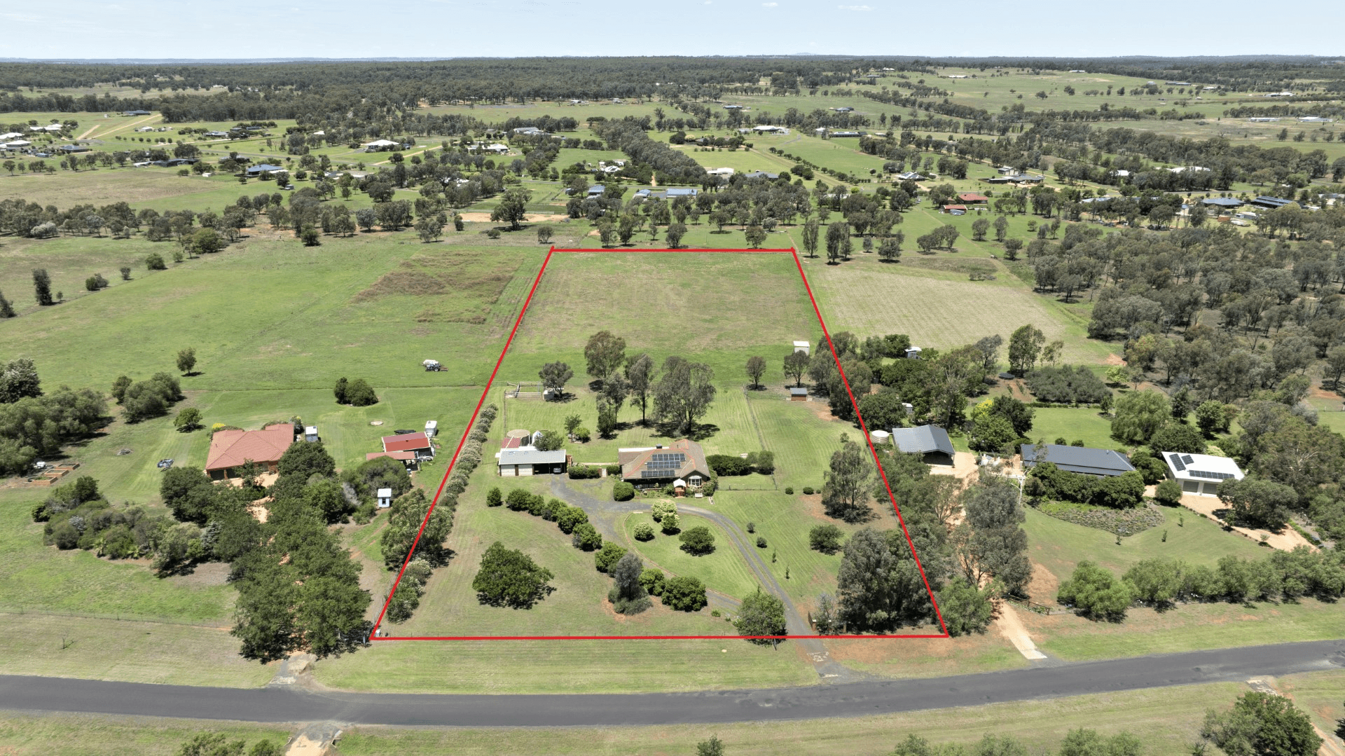 8R Debeaufort Drive, DUBBO, NSW 2830