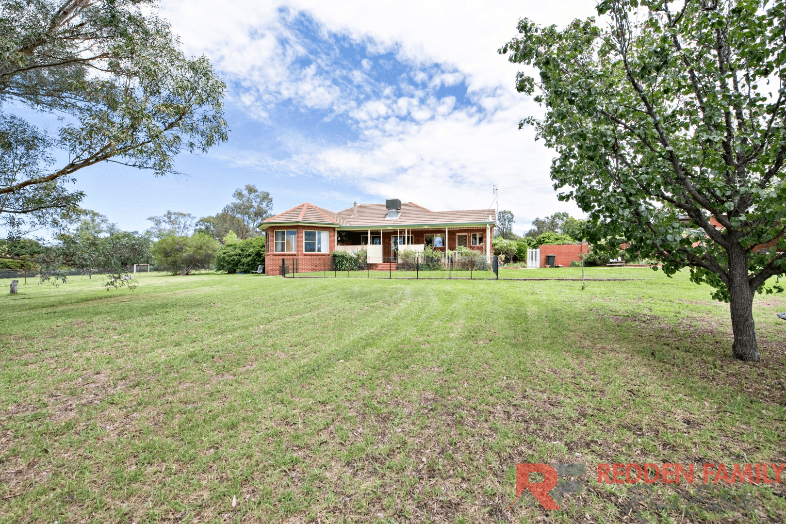 8R Debeaufort Drive, DUBBO, NSW 2830