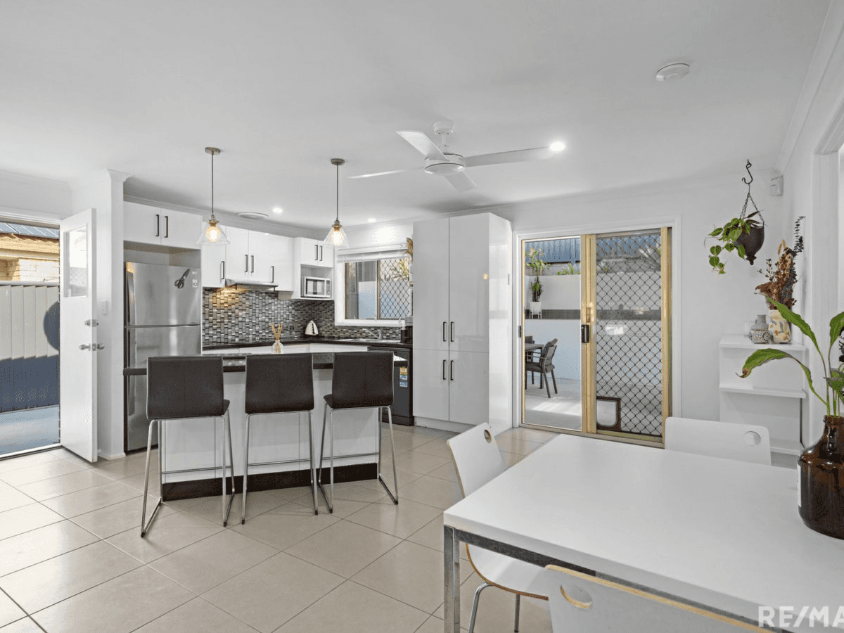 32 Rivergum Drive, NERANG, QLD 4211