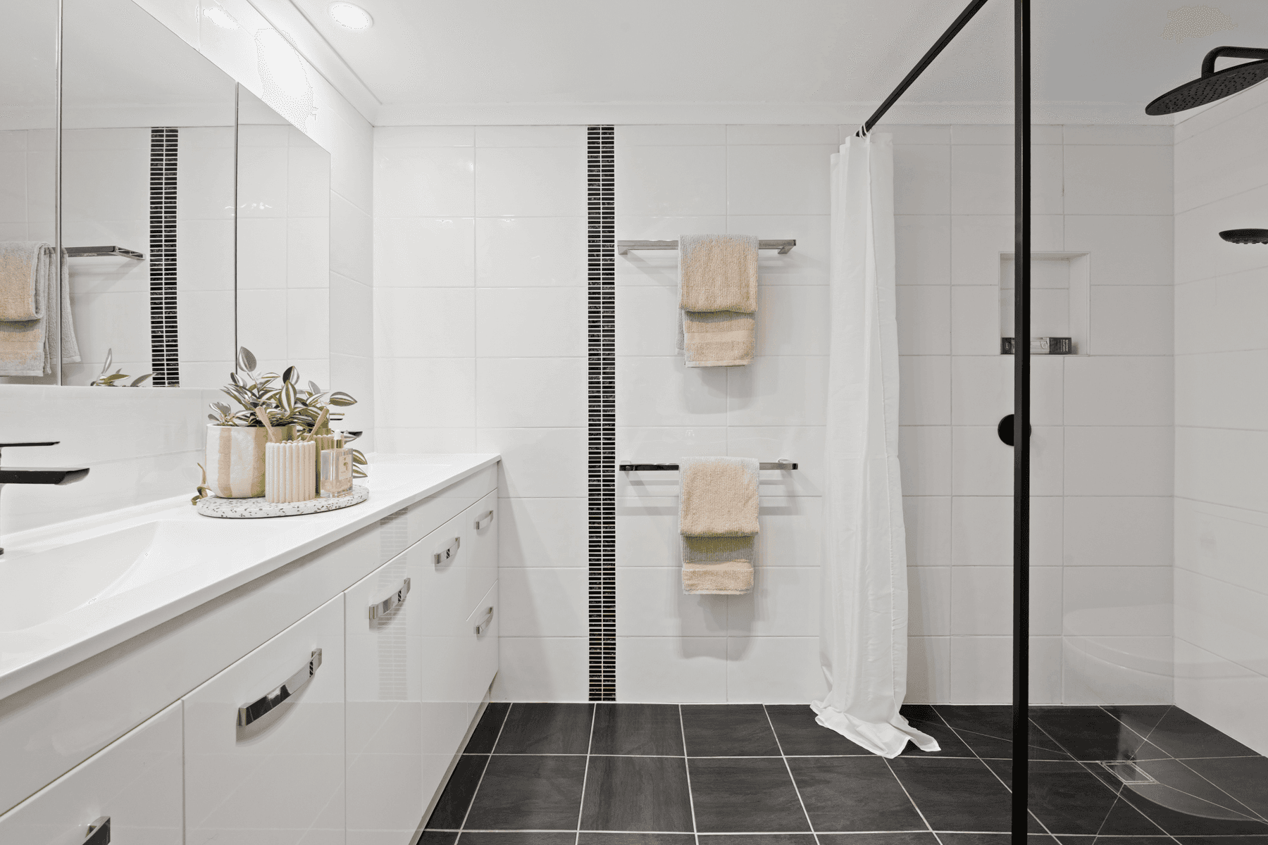 1/19 Santa Barbara Road, HOPE ISLAND, QLD 4212