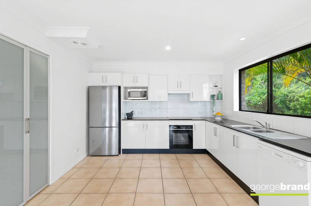 1/1 Joseph Lloyd Close, Gosford, NSW 2250