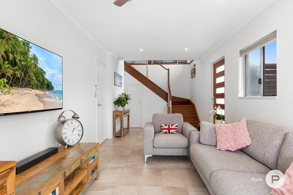 2 Jersey Street, Morningside, QLD 4170